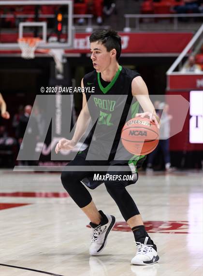 Thumbnail 3 in Provo vs. Farmington (UHSAA 5A Quarterfinal) photogallery.