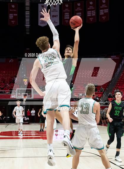 Thumbnail 3 in Provo vs. Farmington (UHSAA 5A Quarterfinal) photogallery.