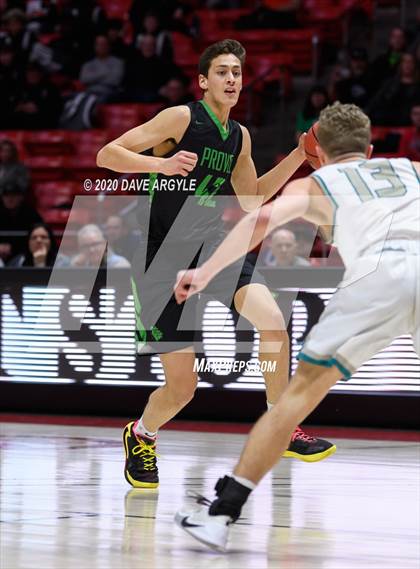 Thumbnail 2 in Provo vs. Farmington (UHSAA 5A Quarterfinal) photogallery.