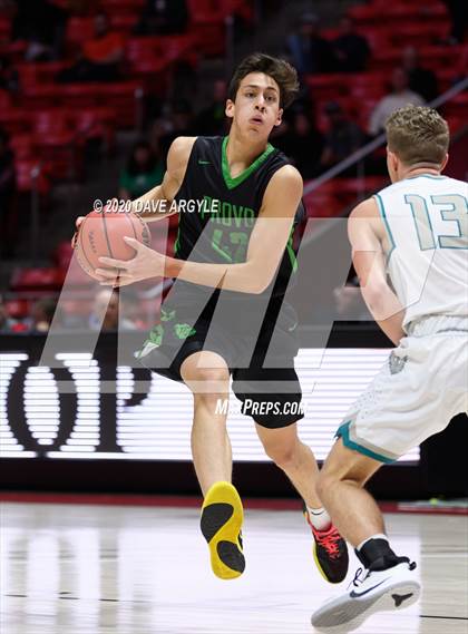 Thumbnail 1 in Provo vs. Farmington (UHSAA 5A Quarterfinal) photogallery.
