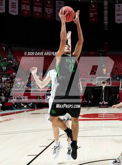 Thumbnail 1 in Provo vs. Farmington (UHSAA 5A Quarterfinal) photogallery.