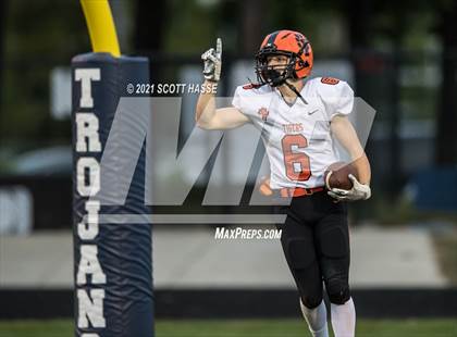 Thumbnail 2 in Fenton @ East Lansing photogallery.