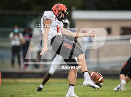 Thumbnail 2 in Fenton @ East Lansing photogallery.