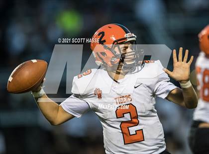 Thumbnail 1 in Fenton @ East Lansing photogallery.