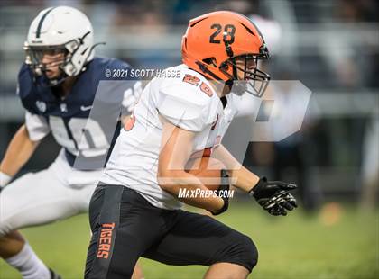 Thumbnail 2 in Fenton @ East Lansing photogallery.