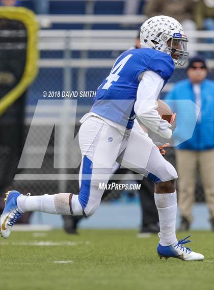 Thumbnail 3 in Blue Springs @ Rockhurst (MSHSAA Class 6 Semifinal) photogallery.