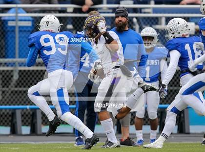 Thumbnail 1 in Blue Springs @ Rockhurst (MSHSAA Class 6 Semifinal) photogallery.