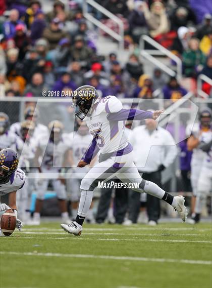 Thumbnail 3 in Blue Springs @ Rockhurst (MSHSAA Class 6 Semifinal) photogallery.