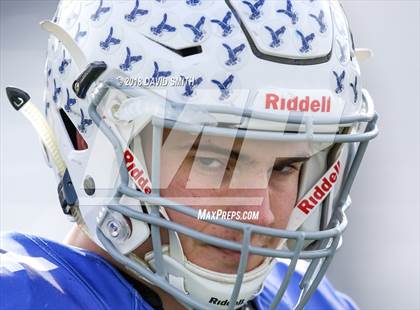 Thumbnail 1 in Blue Springs @ Rockhurst (MSHSAA Class 6 Semifinal) photogallery.