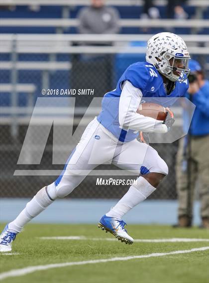 Thumbnail 1 in Blue Springs @ Rockhurst (MSHSAA Class 6 Semifinal) photogallery.
