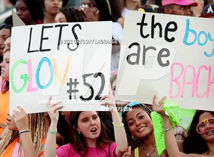 Thumbnail 2 in Flower Mound vs Fossil Ridge photogallery.