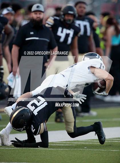 Thumbnail 1 in Flower Mound vs Fossil Ridge photogallery.
