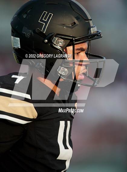 Thumbnail 3 in Flower Mound vs Fossil Ridge photogallery.