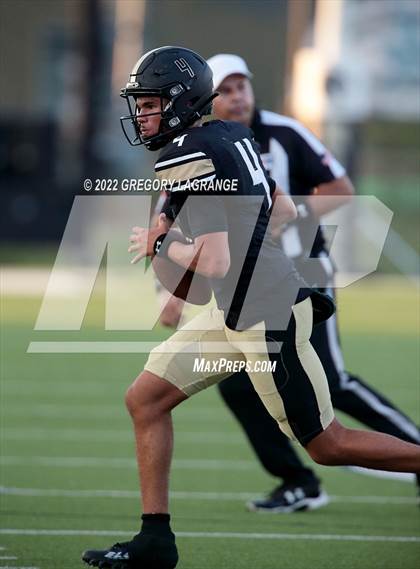 Thumbnail 3 in Flower Mound vs Fossil Ridge photogallery.