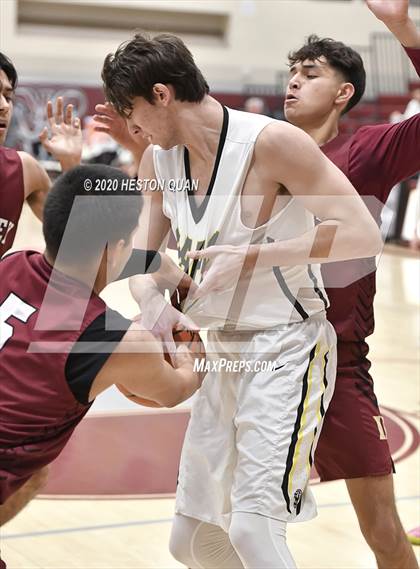 Thumbnail 3 in Capistrano Valley vs. Downey (Rancho Mirage Holiday Invitational) photogallery.