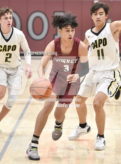 Thumbnail 2 in Capistrano Valley vs. Downey (Rancho Mirage Holiday Invitational) photogallery.