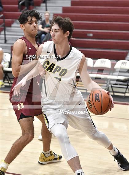 Thumbnail 2 in Capistrano Valley vs. Downey (Rancho Mirage Holiday Invitational) photogallery.