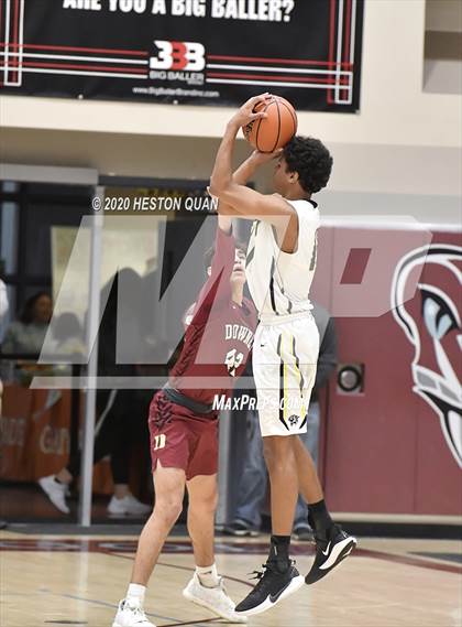 Thumbnail 1 in Capistrano Valley vs. Downey (Rancho Mirage Holiday Invitational) photogallery.