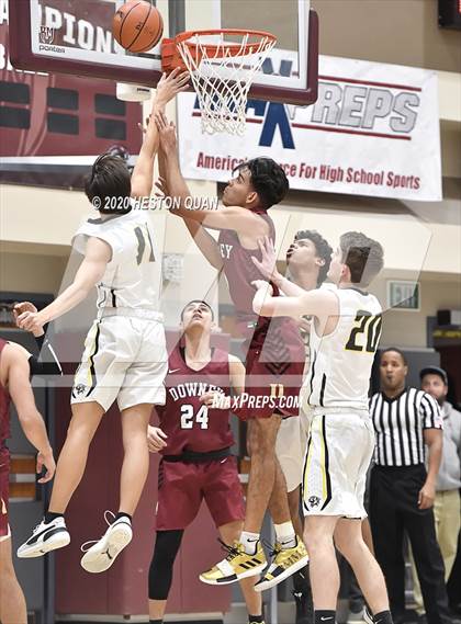 Thumbnail 1 in Capistrano Valley vs. Downey (Rancho Mirage Holiday Invitational) photogallery.