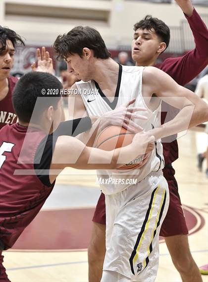 Thumbnail 2 in Capistrano Valley vs. Downey (Rancho Mirage Holiday Invitational) photogallery.