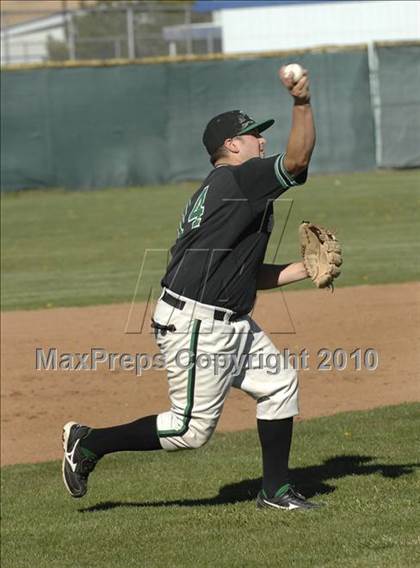 Thumbnail 1 in Wasco @ Tehachapi photogallery.