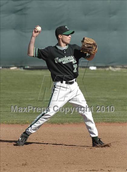 Thumbnail 1 in Wasco @ Tehachapi photogallery.