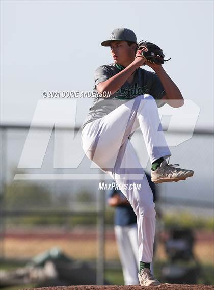 Thumbnail 2 in Rio Americano @ Vista del Lago photogallery.