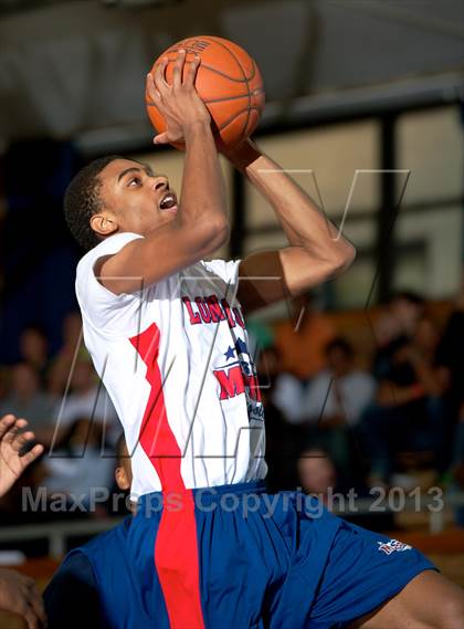 Thumbnail 3 in Long Island vs New York City (Metro All-Star Game) photogallery.