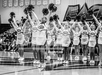 Thumbnail 1 in Mountain Vista vs. Fairview (CHSAA 6A - 1st Round) photogallery.