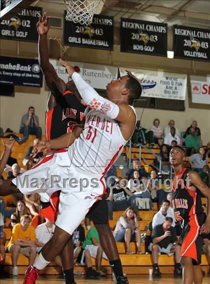 Thumbnail 3 in Mater Dei vs Lake Wales (City of Palms Classic) photogallery.