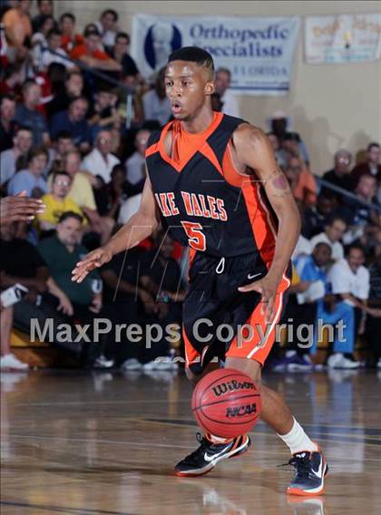 Thumbnail 2 in Mater Dei vs Lake Wales (City of Palms Classic) photogallery.
