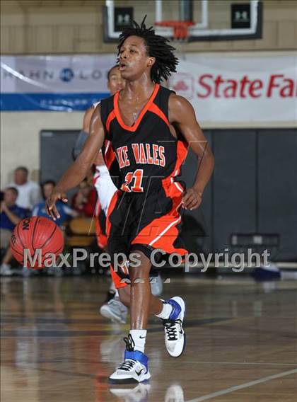Thumbnail 3 in Mater Dei vs Lake Wales (City of Palms Classic) photogallery.