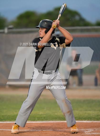 Thumbnail 2 in Vista Grande vs Poston Butte (AIA 4A Quarterfinals) photogallery.