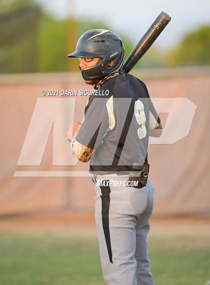 Thumbnail 2 in Vista Grande vs Poston Butte (AIA 4A Quarterfinals) photogallery.