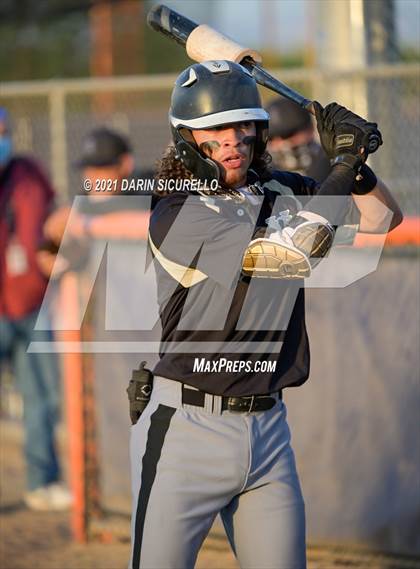 Thumbnail 1 in Vista Grande vs Poston Butte (AIA 4A Quarterfinals) photogallery.