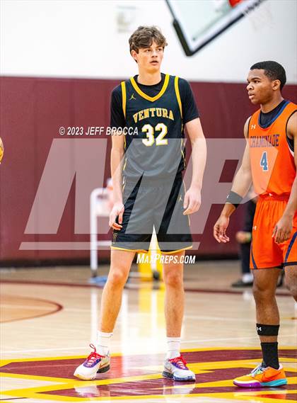 Thumbnail 1 in Chaminade vs. Ventura photogallery.