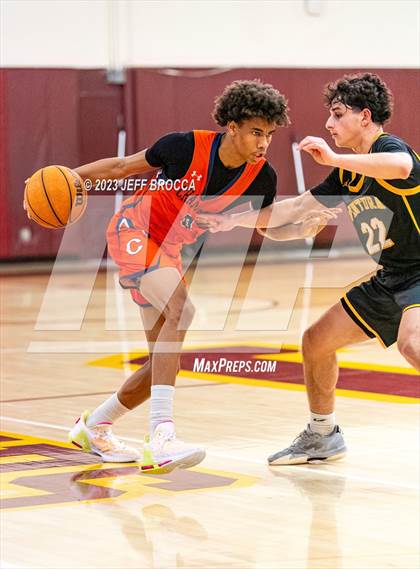 Thumbnail 1 in Chaminade vs. Ventura photogallery.