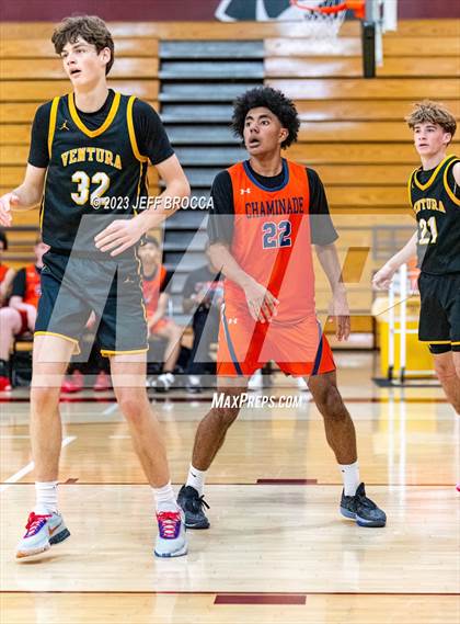 Thumbnail 2 in Chaminade vs. Ventura photogallery.
