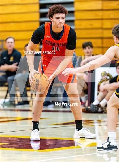Thumbnail 2 in Chaminade vs. Ventura photogallery.