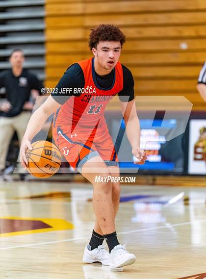 Thumbnail 3 in Chaminade vs. Ventura photogallery.