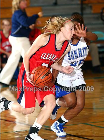 Thumbnail 1 in Clear Lake vs Summit (McDonalds Texas Invitational) photogallery.