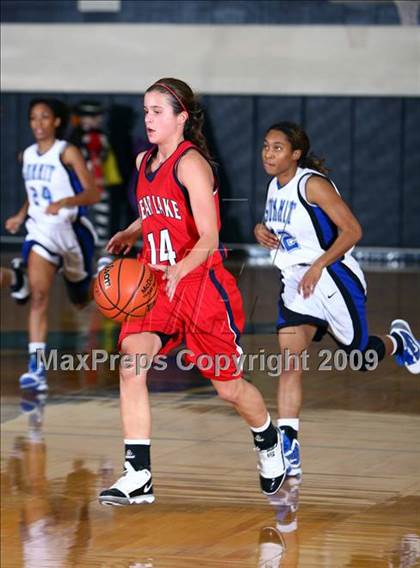 Thumbnail 3 in Clear Lake vs Summit (McDonalds Texas Invitational) photogallery.