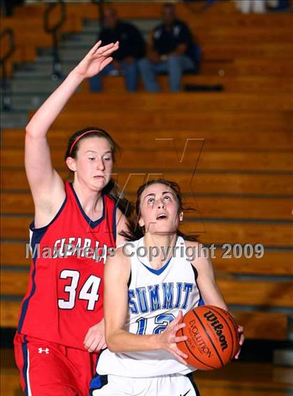 Thumbnail 1 in Clear Lake vs Summit (McDonalds Texas Invitational) photogallery.