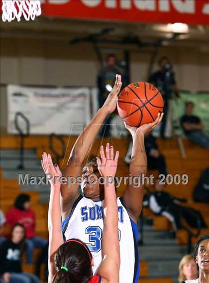 Thumbnail 1 in Clear Lake vs Summit (McDonalds Texas Invitational) photogallery.