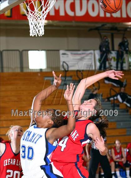Thumbnail 2 in Clear Lake vs Summit (McDonalds Texas Invitational) photogallery.