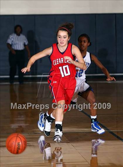 Thumbnail 2 in Clear Lake vs Summit (McDonalds Texas Invitational) photogallery.