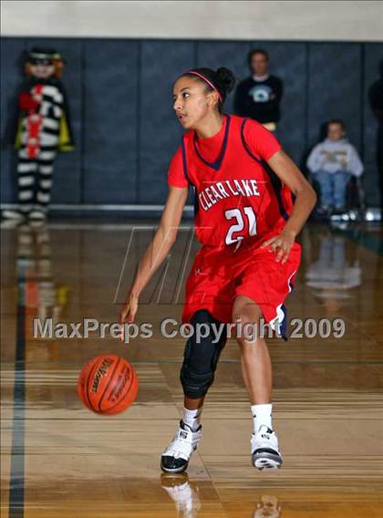 Thumbnail 1 in Clear Lake vs Summit (McDonalds Texas Invitational) photogallery.