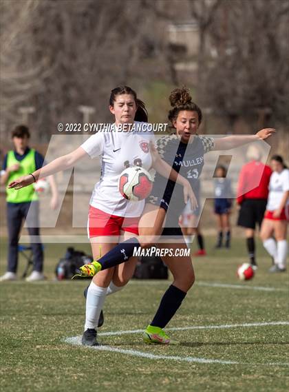 Thumbnail 1 in Mullen vs Smoky Hill photogallery.