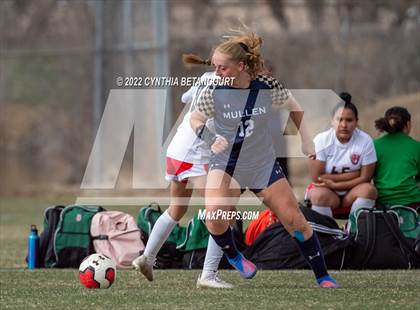 Thumbnail 3 in Mullen vs Smoky Hill photogallery.