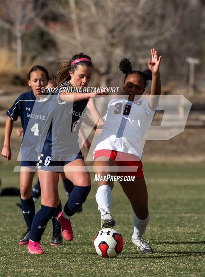 Thumbnail 3 in Mullen vs Smoky Hill photogallery.